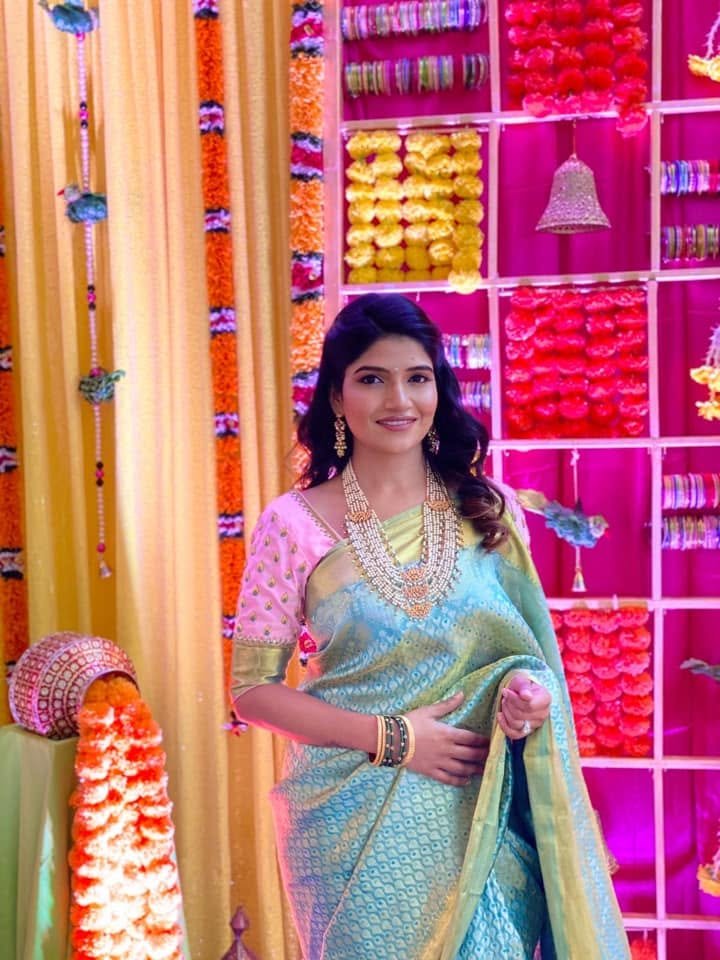 Festive saree makeup and styling
